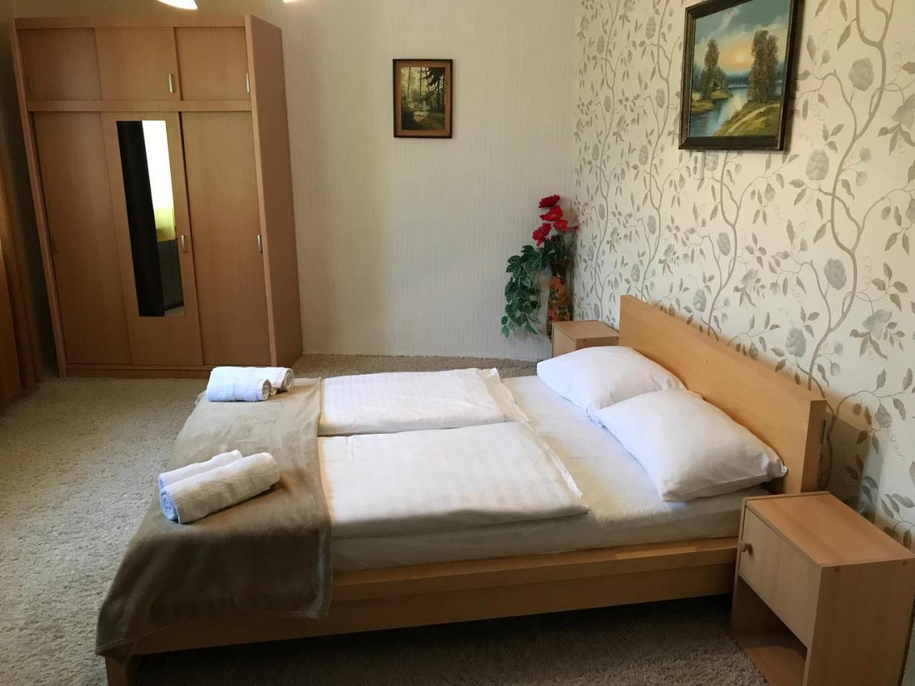尼赖吉哈佐莲花公寓 Nyíregyháza 外观 照片